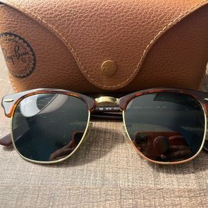 Ray-Ban Clubmaster Classic Sunglasses